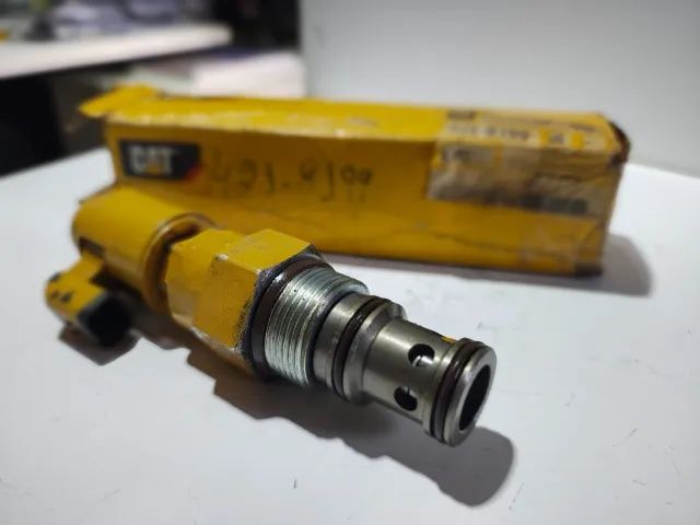 Grupo Válvulas Solenoide CAT D9 D10 972L 950M 966L p/n 421-8199 - Foto 2