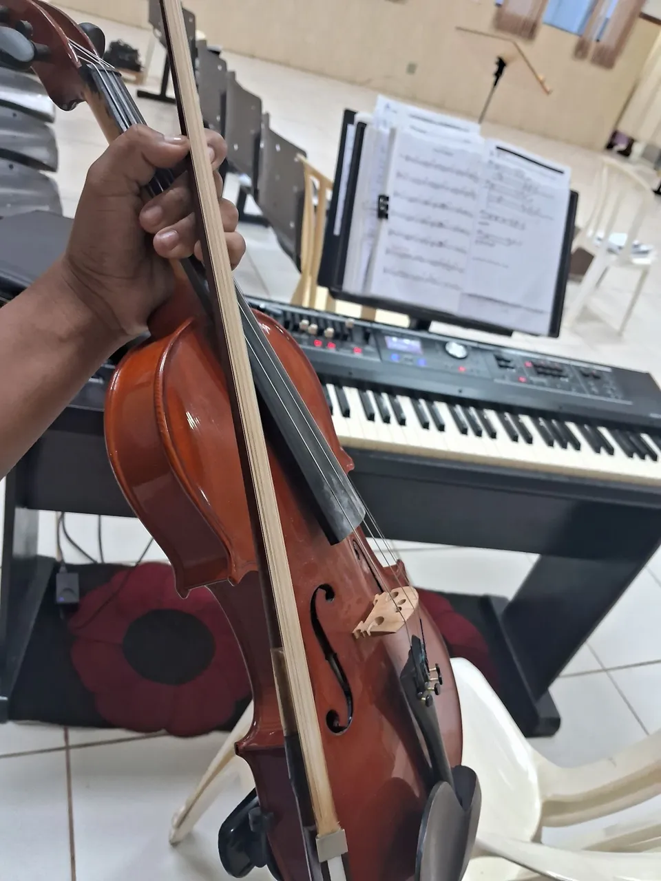 Violino com arco - Ótimo estado!