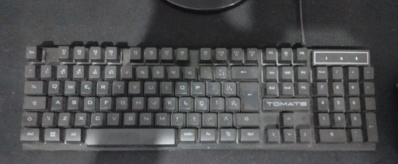 Teclado Gamer TOMATE - RGB - Foto 2
