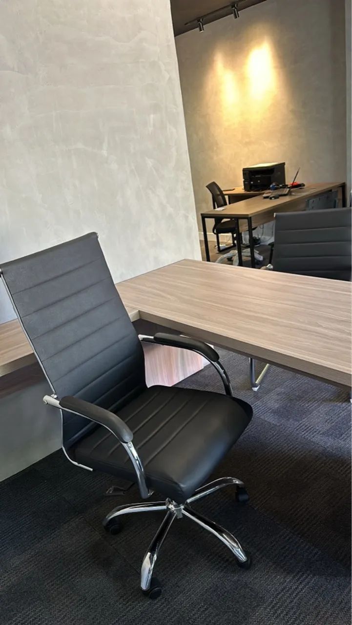 Cadeira de Escritório Executiva Giratória Preta - LOJA IKONMIXOFFICE  - Foto 3