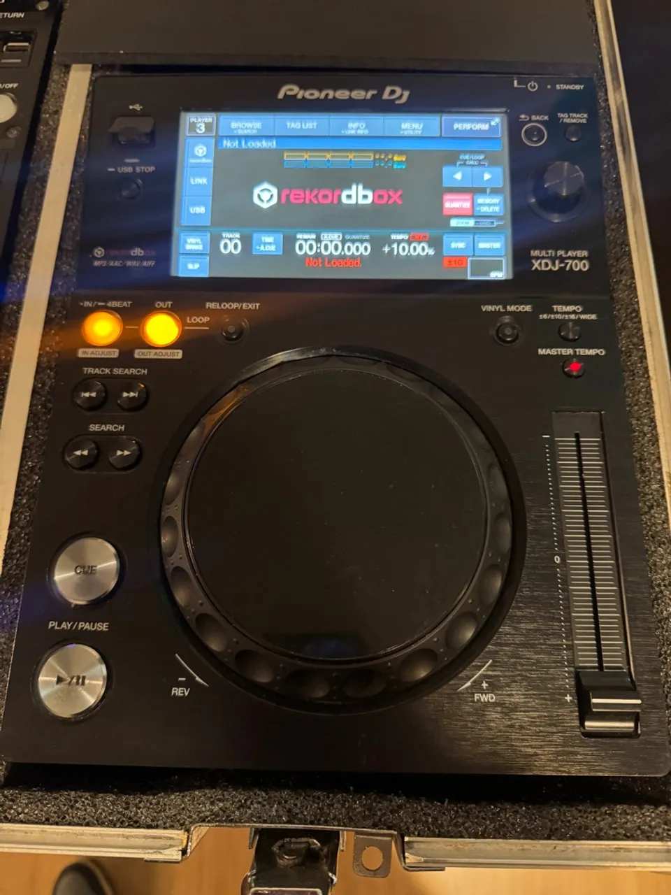 Pioneer XDJ-700 - Mesa de DJ