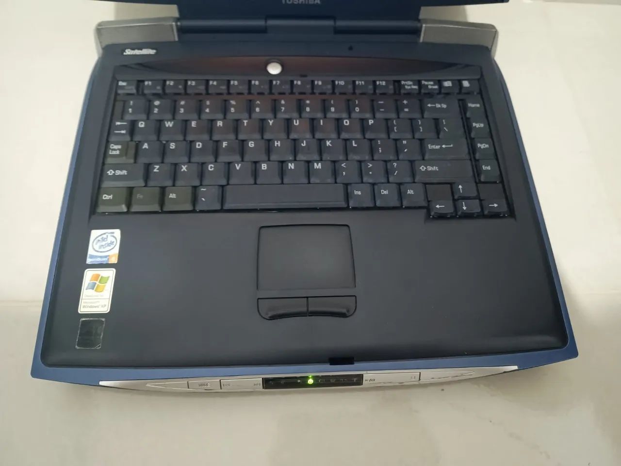 Notebook Toshiba Antigo com Windows XP - Notebooks - Vila