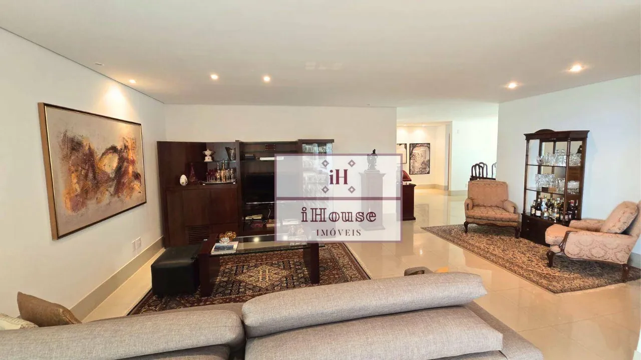 Apartamento com 244m², 4 suítes em um dos melhores condomínios do Vila da Serra!