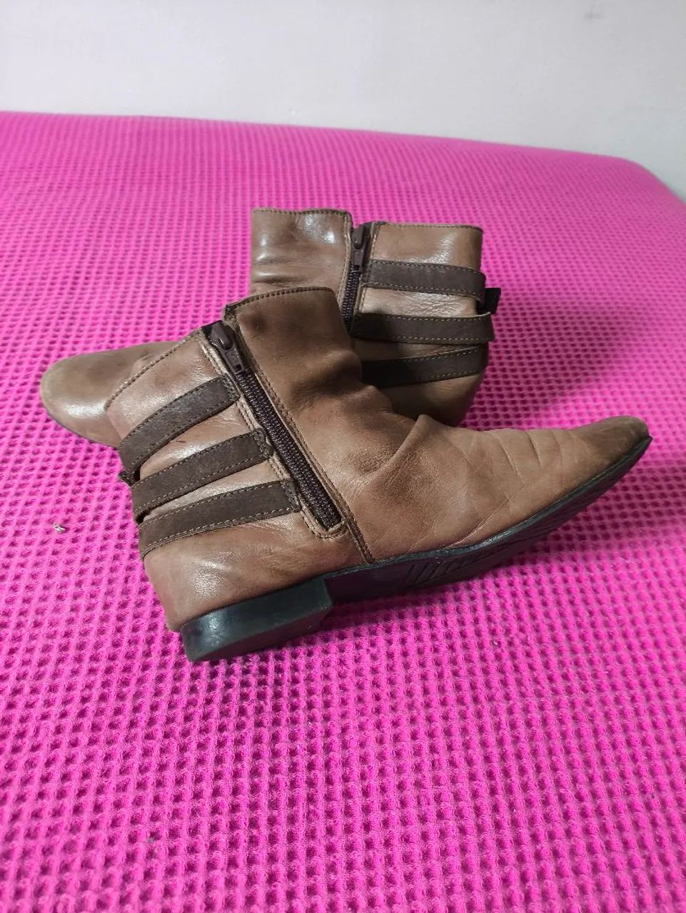 Bota constance couro legítimo 