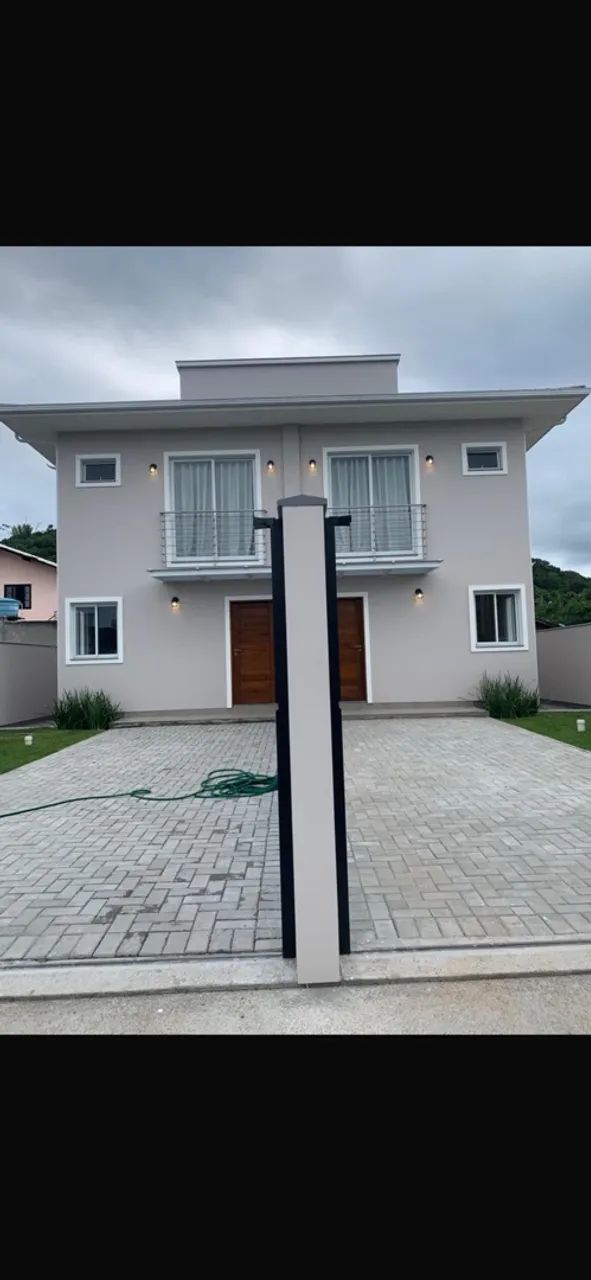 Casa com 2 suítes