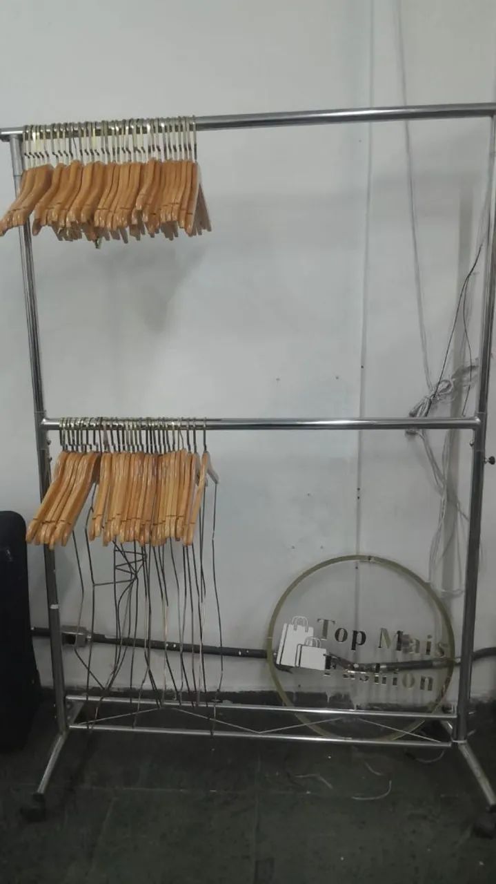 Fundo de loja de roupas - Foto 3