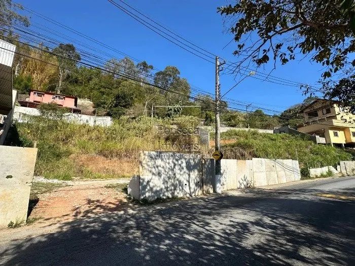 PETRóPOLIS - Terreno Padrão - Corrêas
