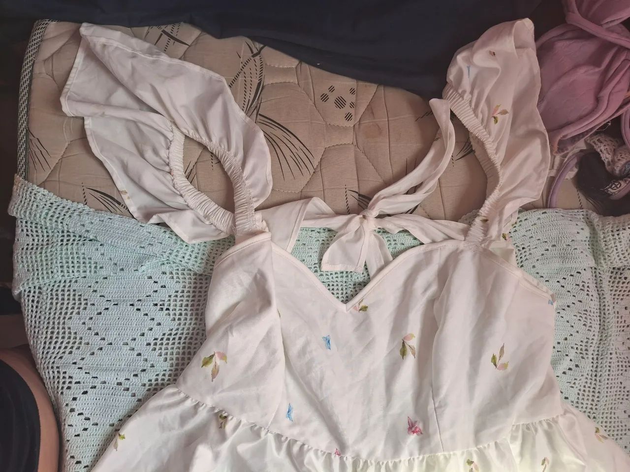 Vendo vestido longo florido. 