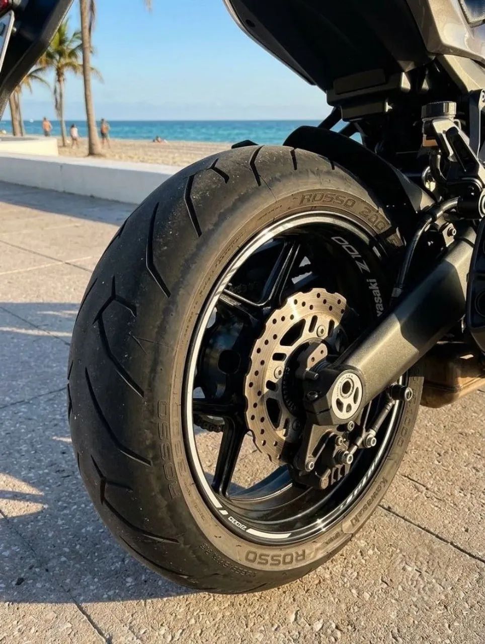 Z1000  - Foto 4
