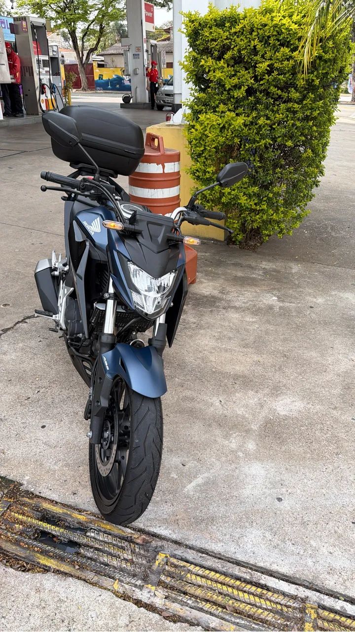 CB300F