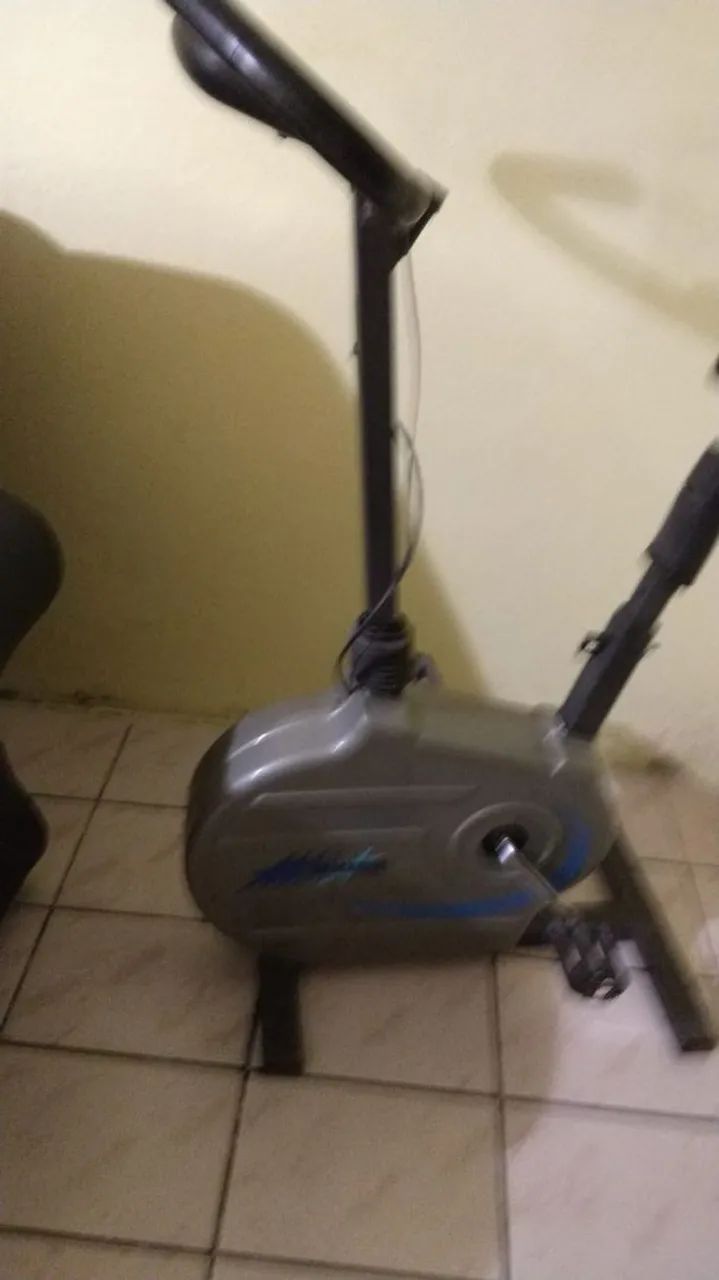 Bicicleta ergométrica usada - Foto 3
