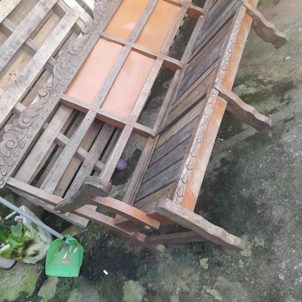 Sofá antigo madeira maciça  Precisa de reparos  - Foto 2