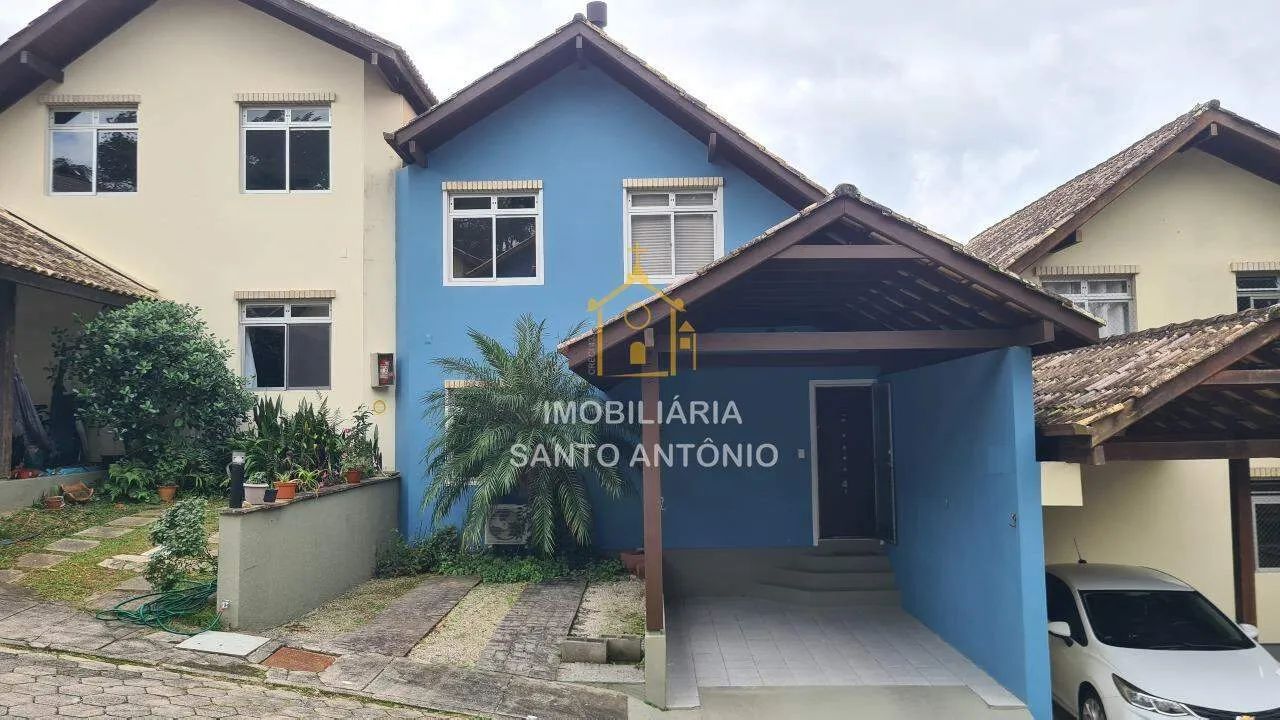Casa em Condomínio Fechado  Conforto, Estilo e Ambientes Integrados
