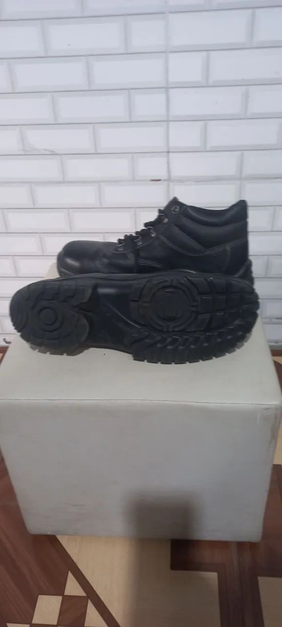 Bota n"43 $$70 - Foto 5