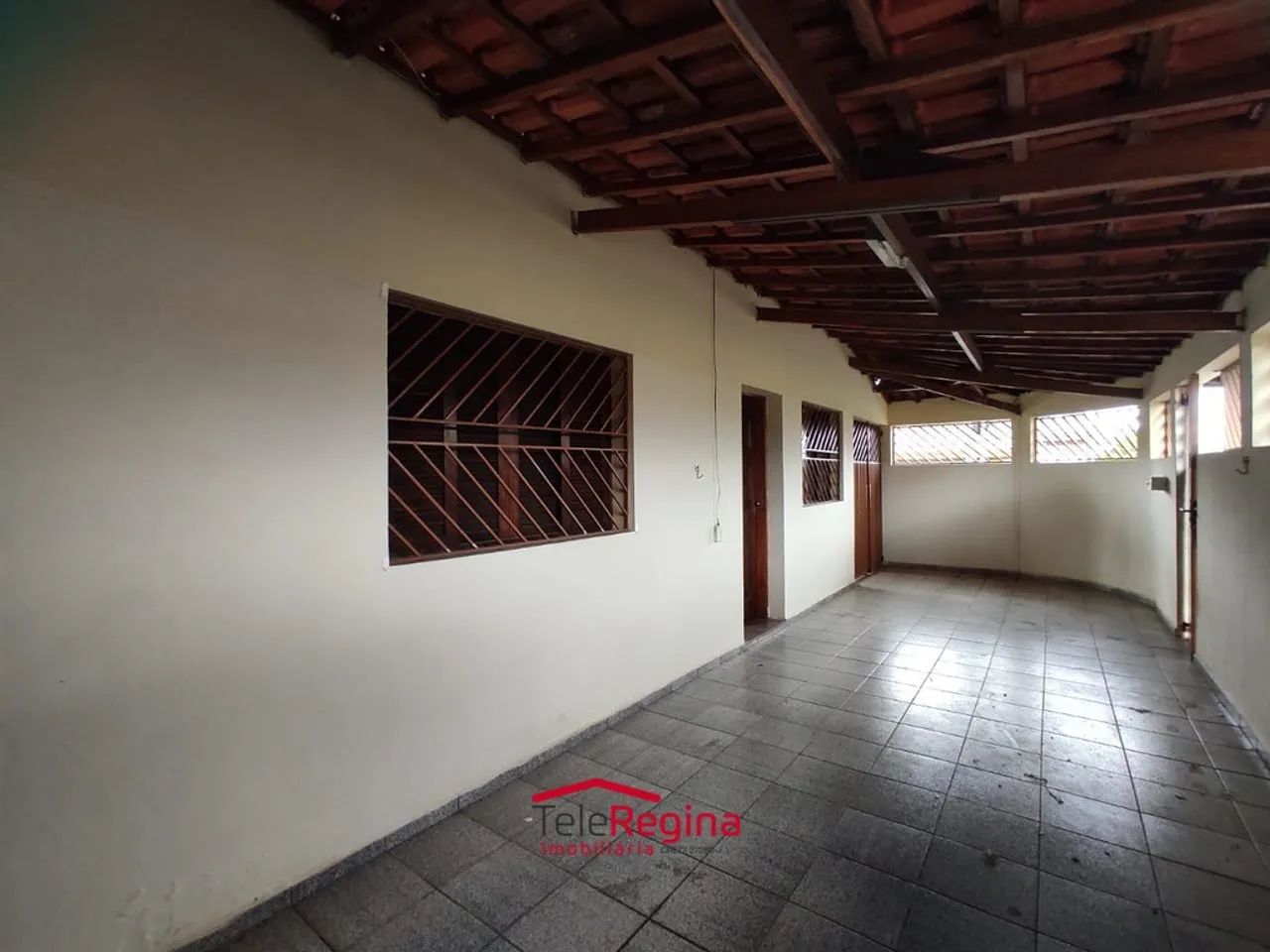 CASA P/ ALUGAR C/ 2 DORMITÓRIOS- A-53