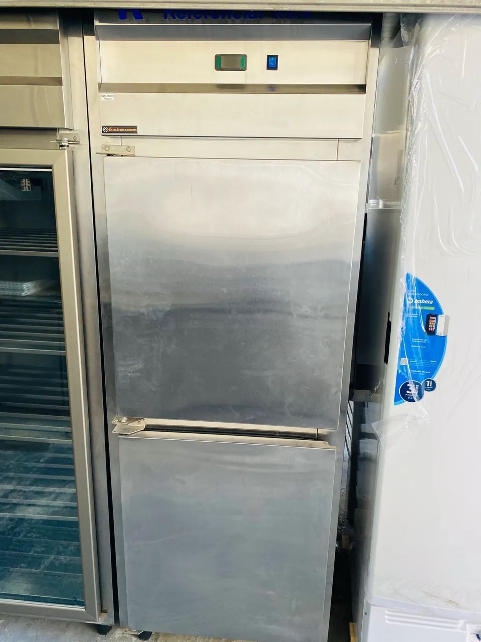 Freezer inox vertical 02 portas Referencial Inox  - Foto 2