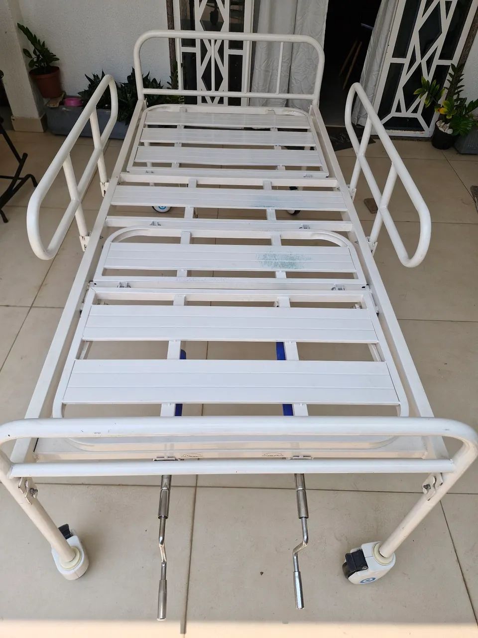 Cama hospitalar  - Foto 2