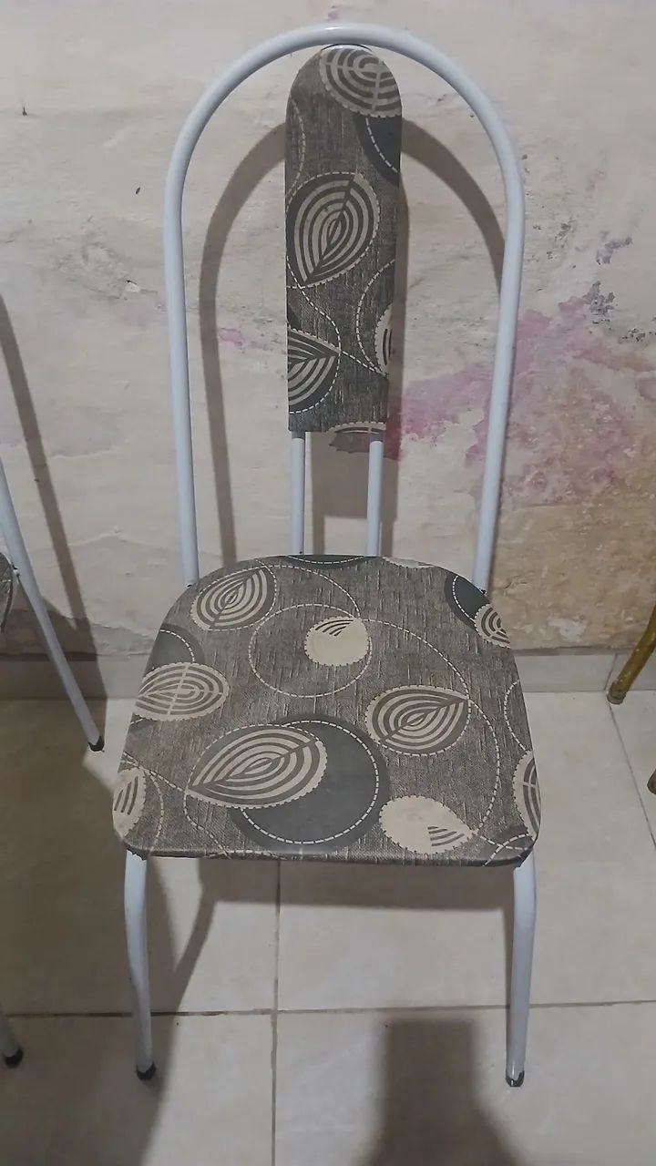 Cadeira de mesa 