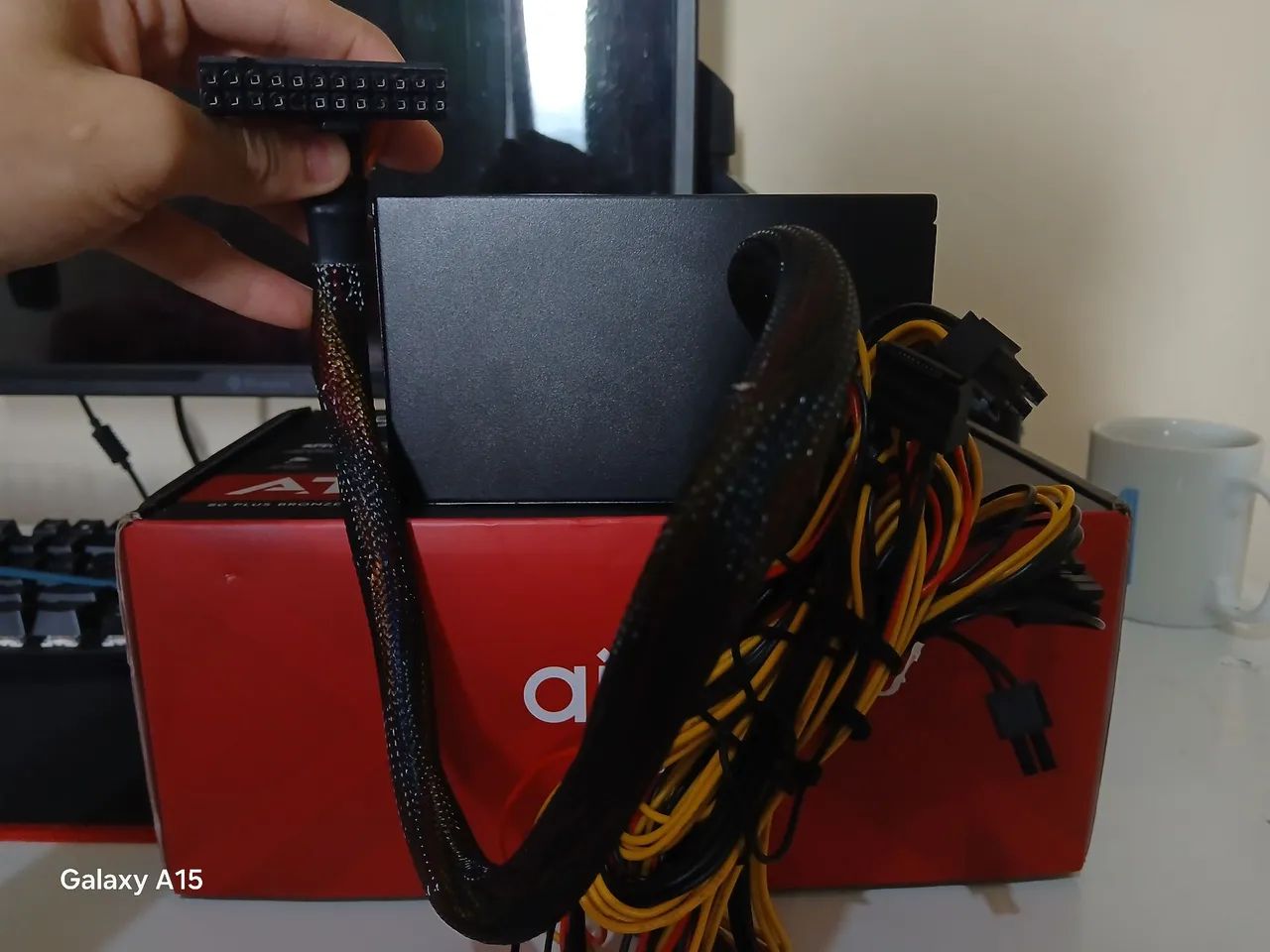 Fonte 500w Storm da Aigo - Foto 3