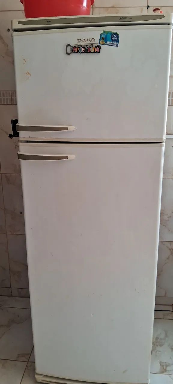 Vendo geladeira 