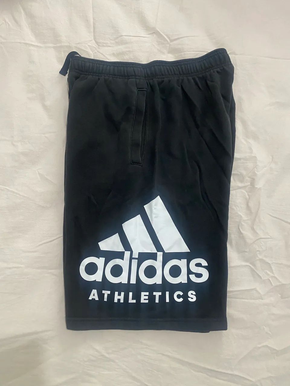 Bermuda Adidas Moletom preta (M) - Foto 2