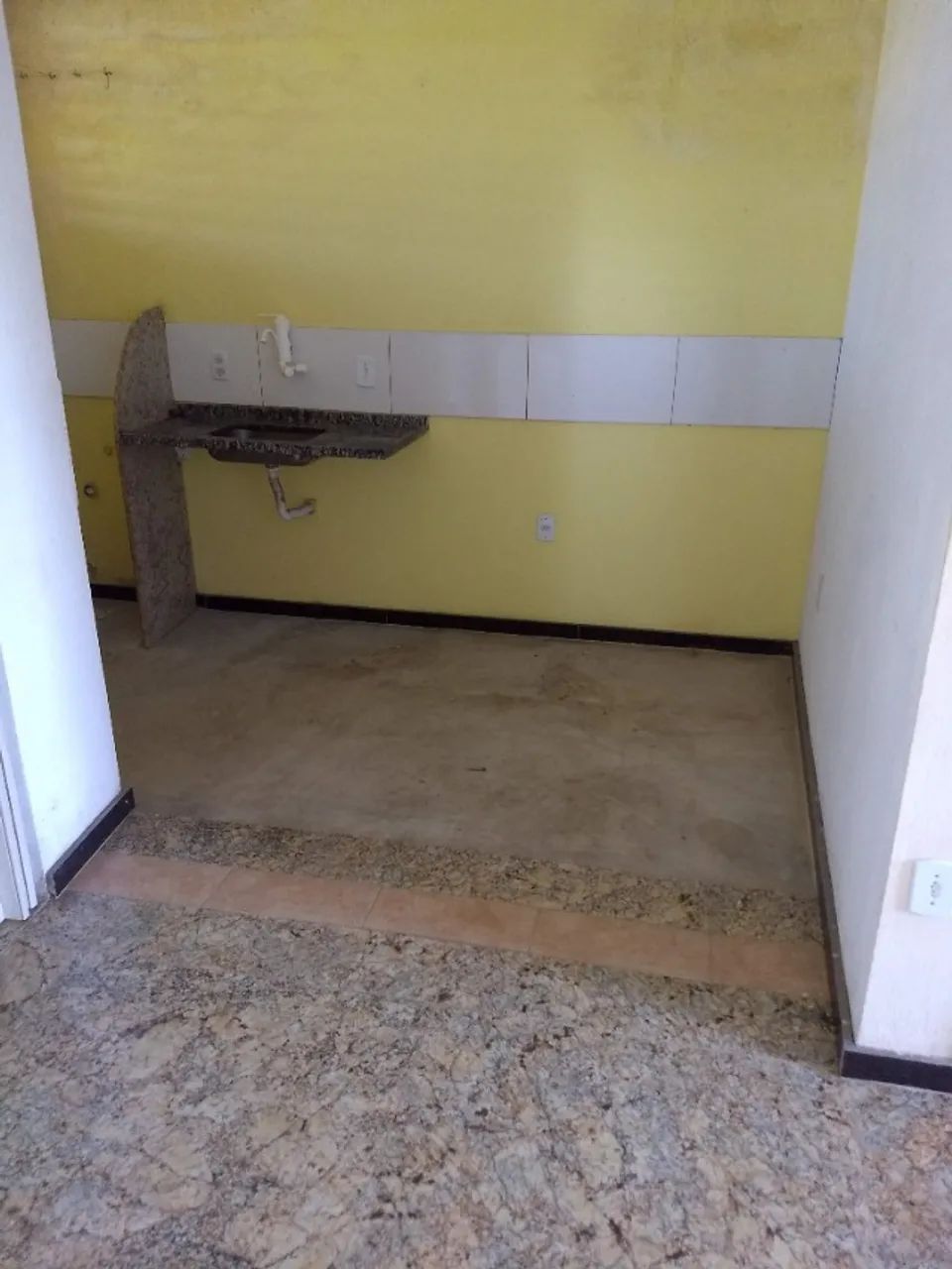 QUITINETE EM PORTO CANOA / SERRA - ES - Foto 2