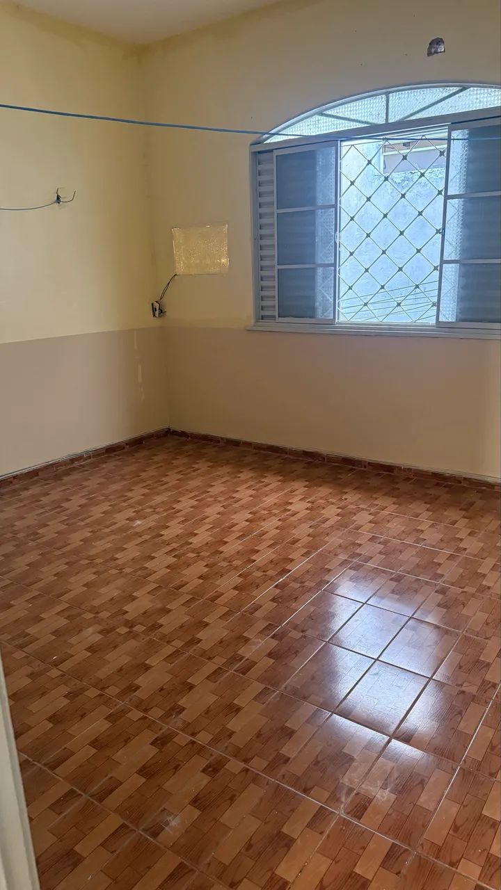 CASA DE 2 QUARTOS 