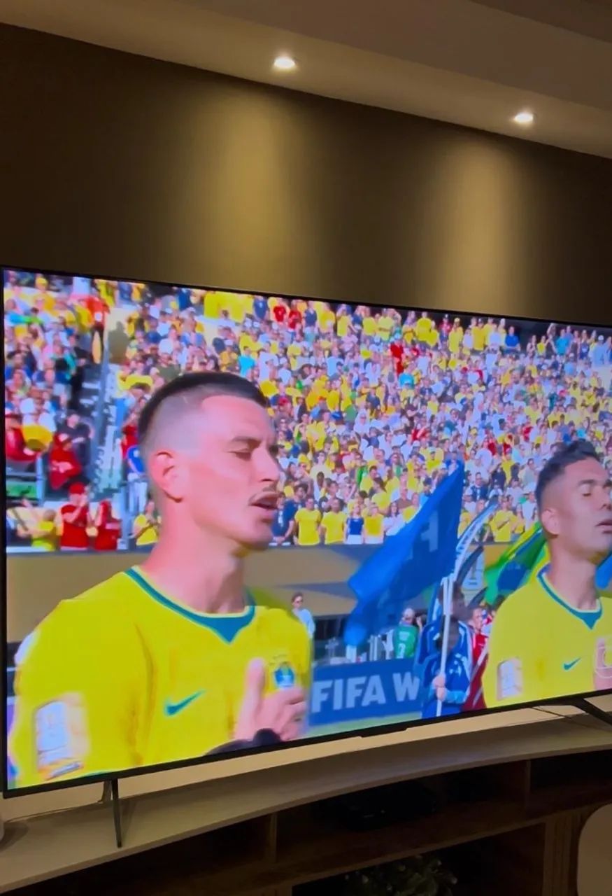 TV TCL QLED 85 POLEGADAS  - Foto 3