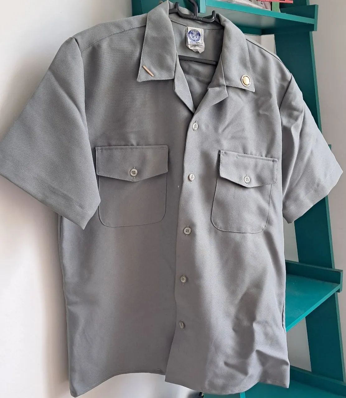 Uniforme Marinha: blusas tam 2 e 3 e calças tam 42. - Foto 4