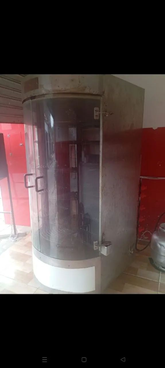Vendo máquina que assar 30 frangos 