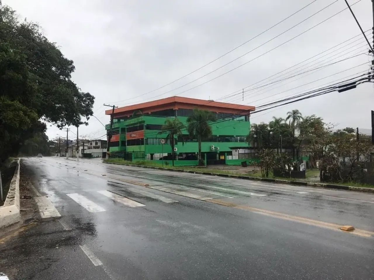 PRÉDIO COML 6.672M² Á VENDA GUARUJÁ- PÉ DIREITO 6M - Foto 3