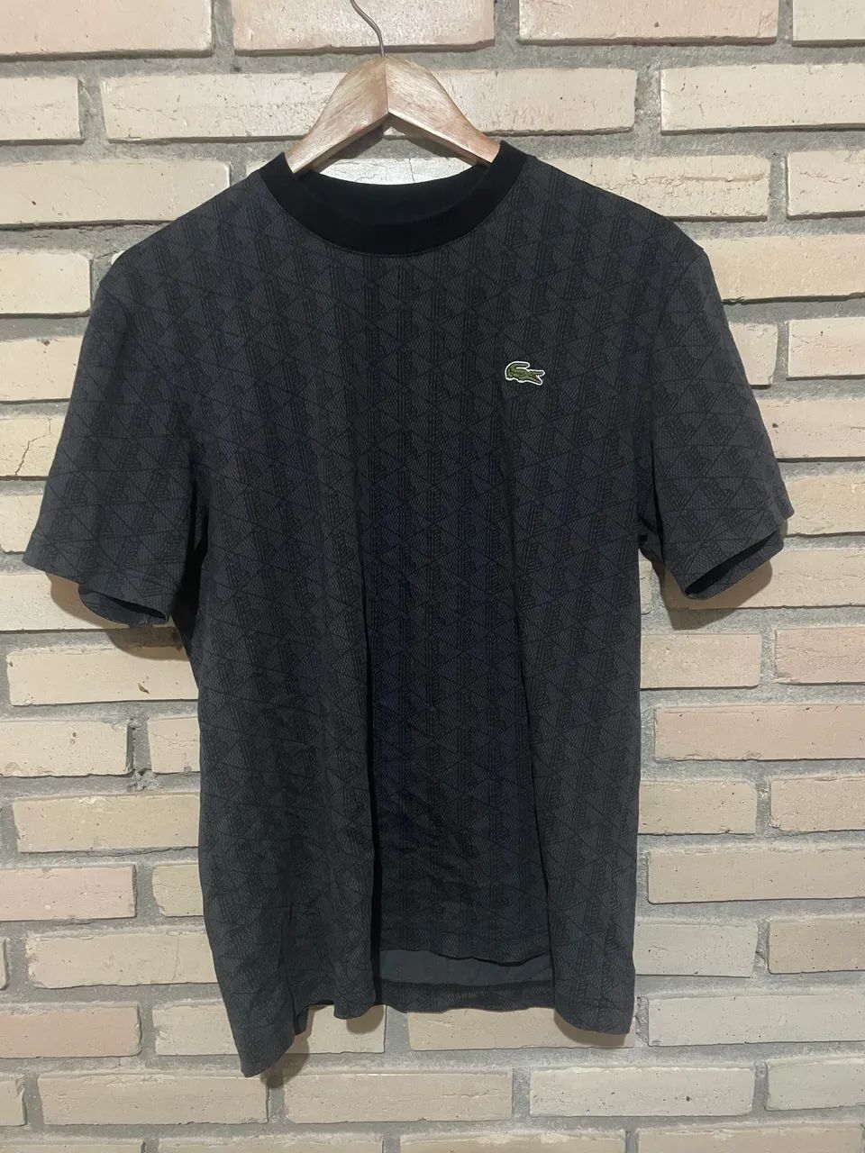 Camiseta Lacoste Monograma