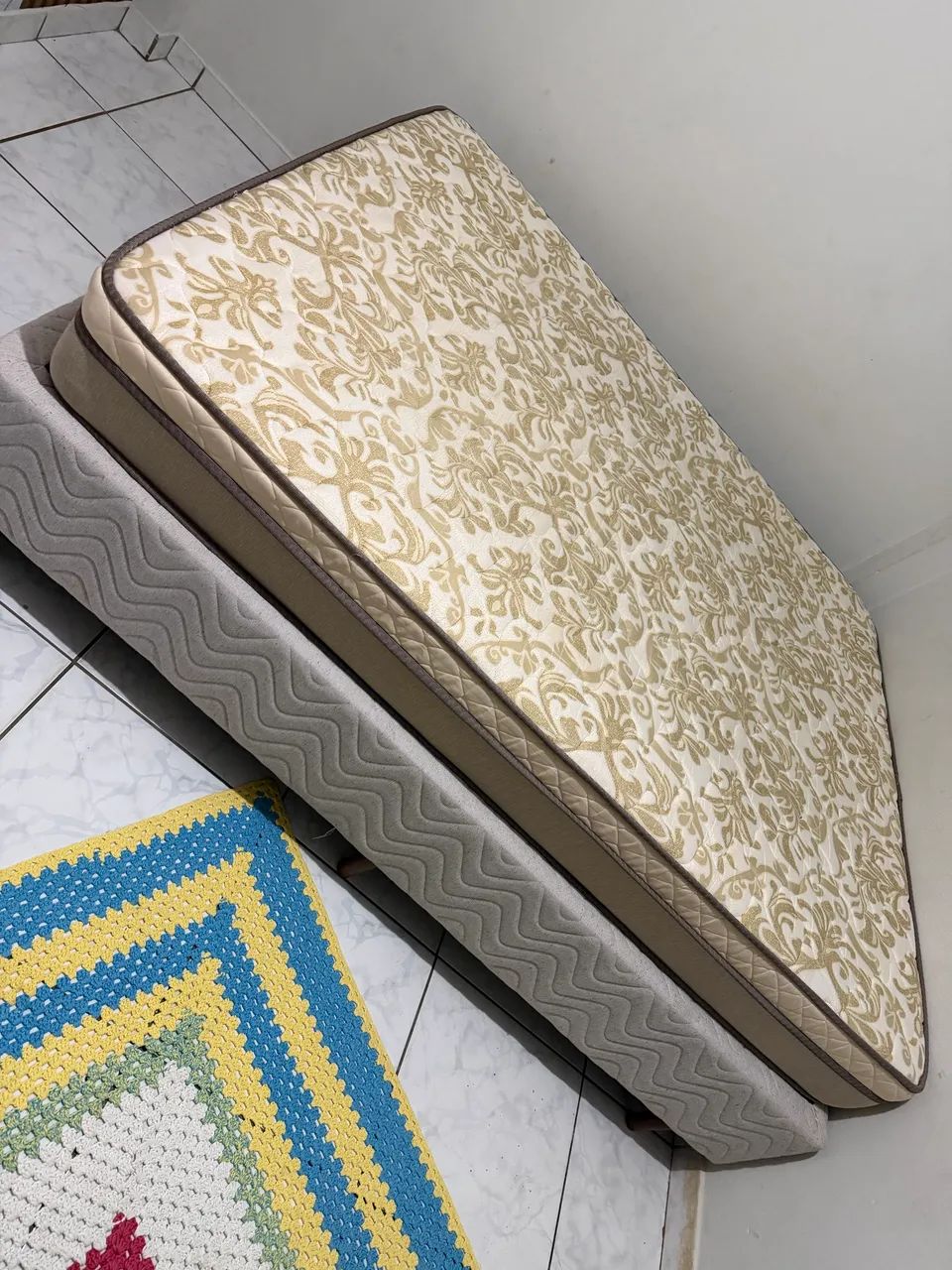 Cama queensize