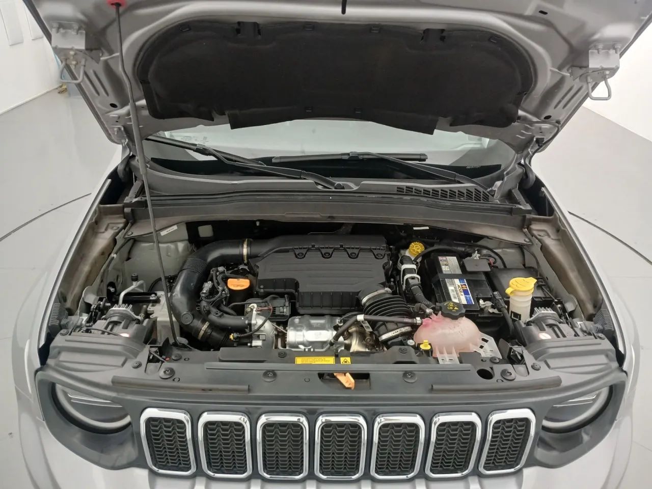 Jeep Renegade Long. T270 1.3 TB 4x2 Flex Aut., foto 10 de 18