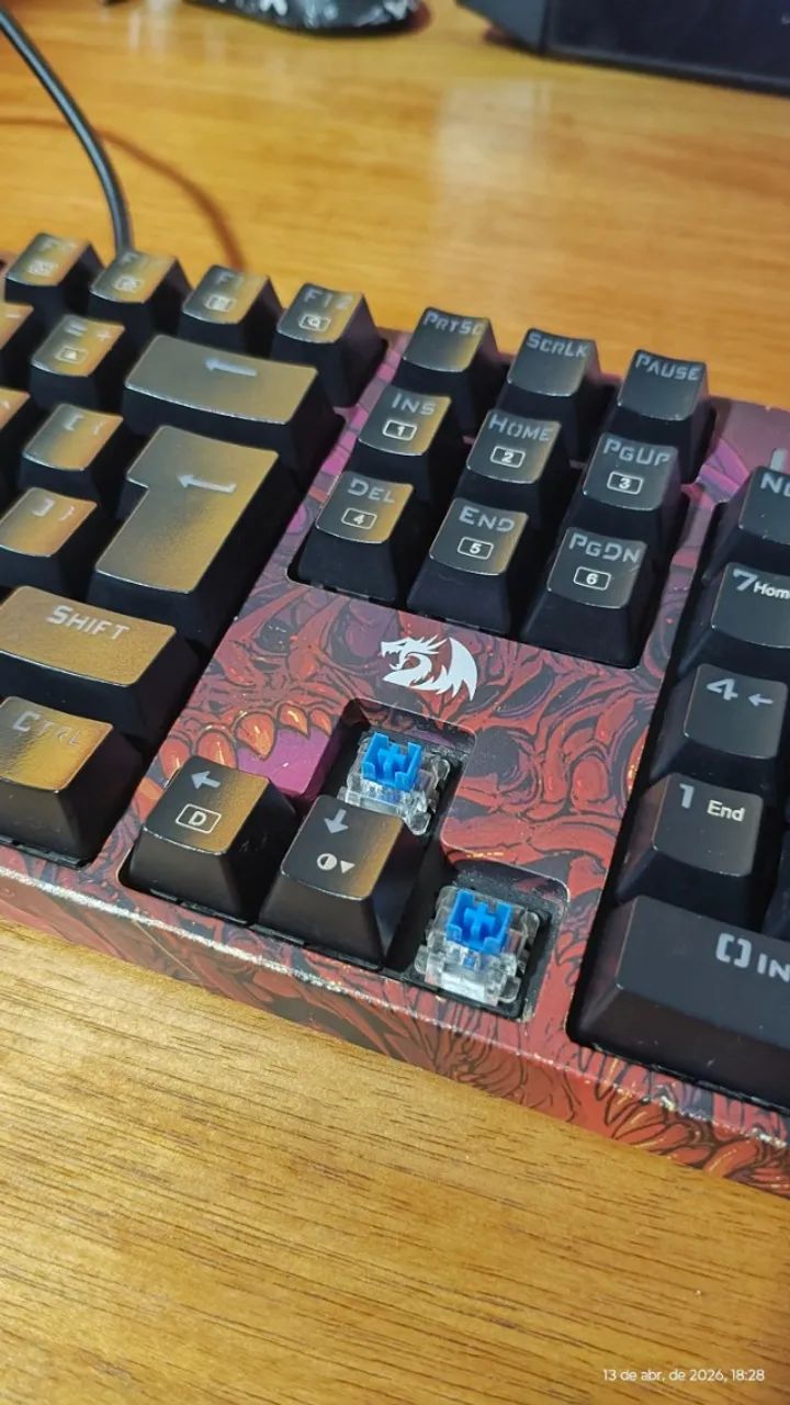 TECLADO MECÂNICO REDRAGON INFERNAL VISERION - Foto 5