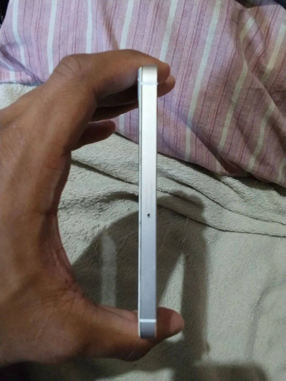 iPhone 5s 16 GB - Muito Conservado - Foto 4