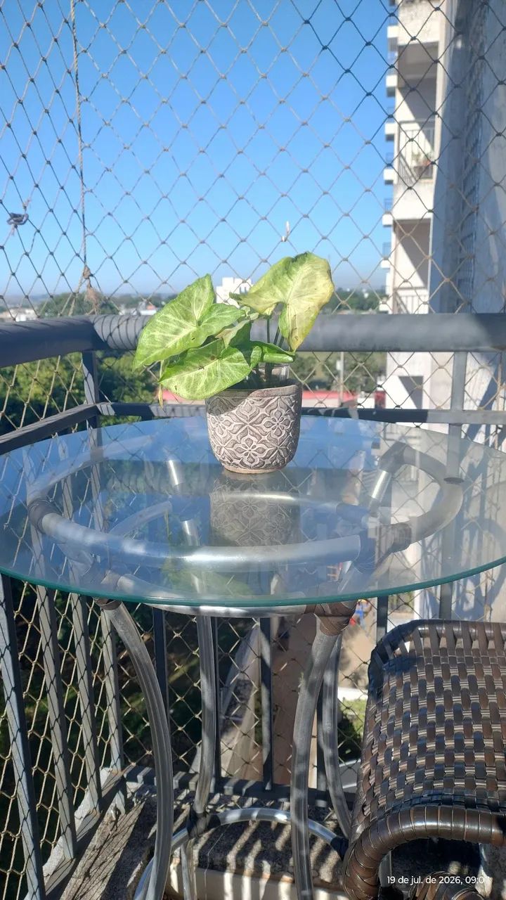 Mesa de sacada  com banquesas - Foto 2