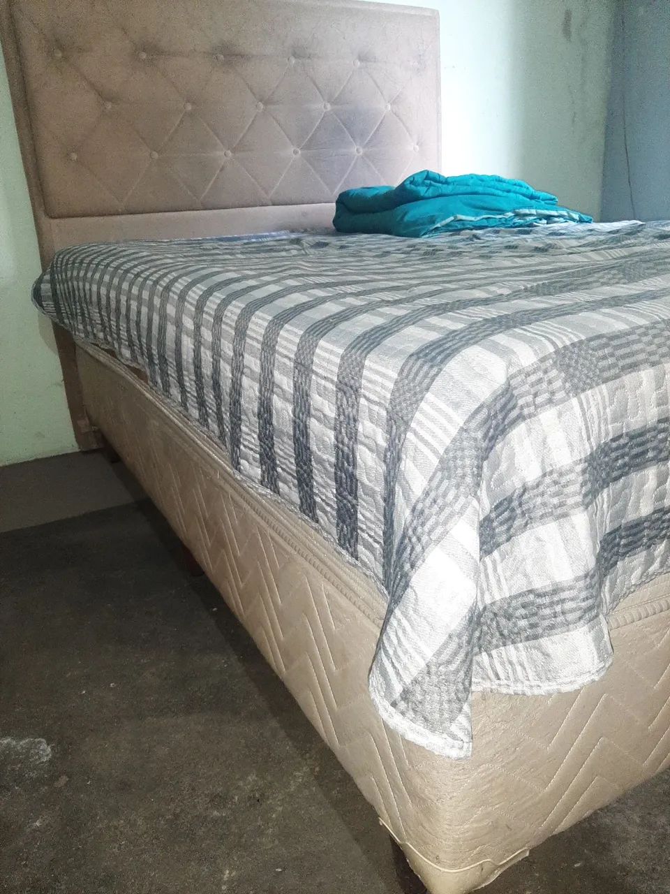 Guarda-roupa, cama de casal e cômoda  - Foto 3