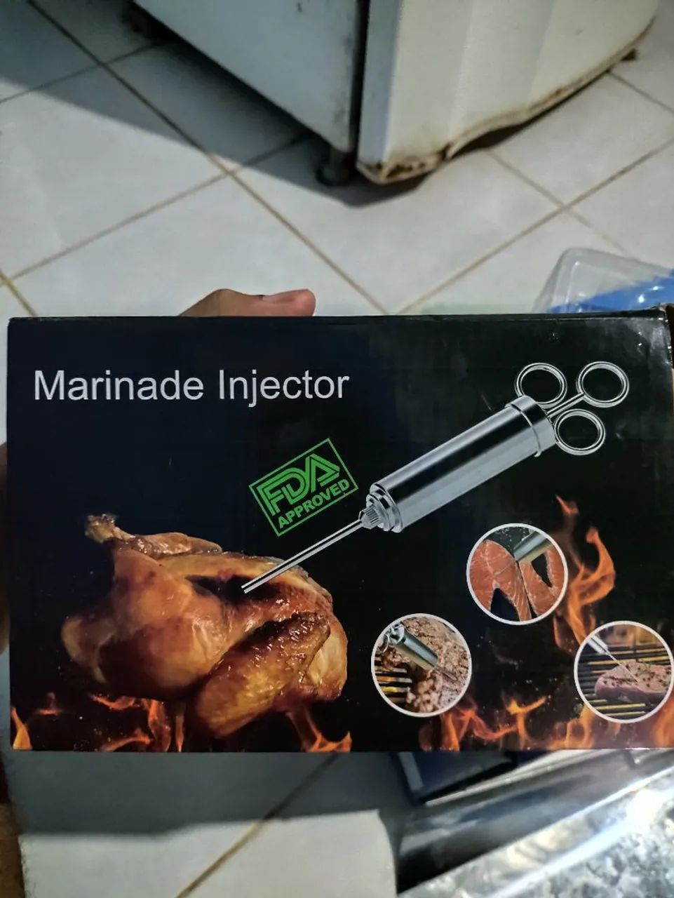 Injetor de tempero para frango e assados
