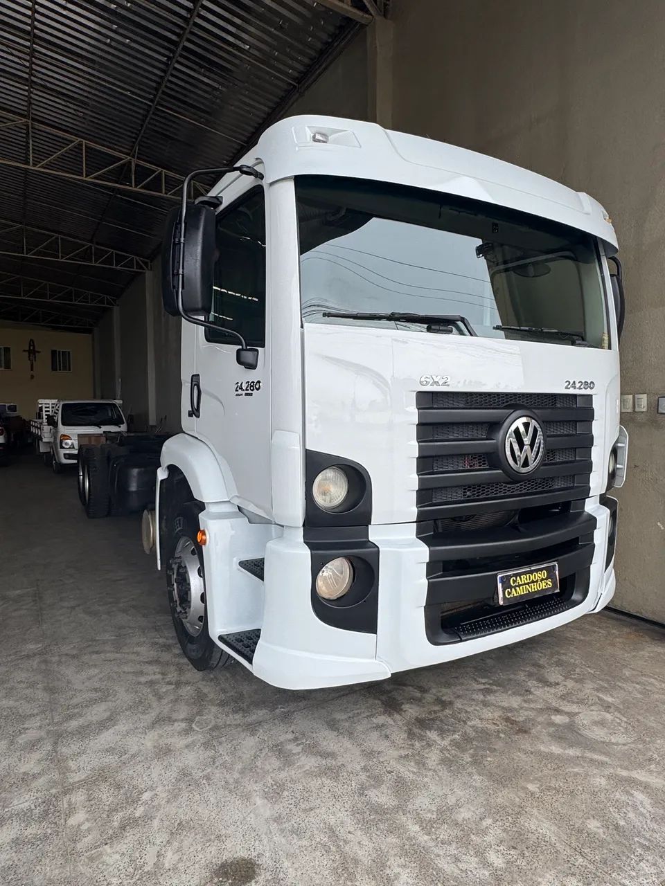 VW 24280