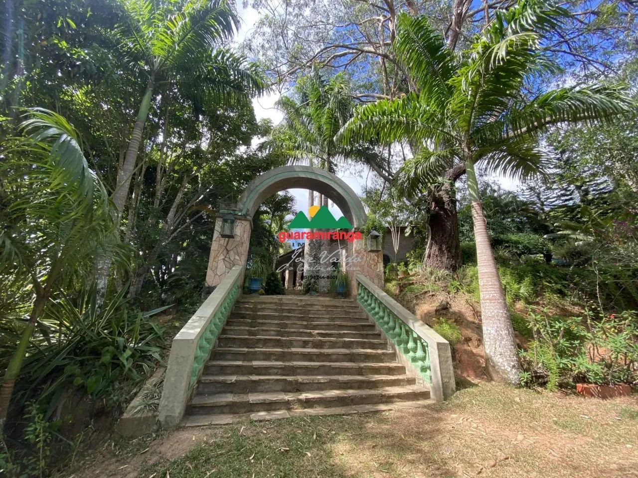 Sítio com casa de 300 m² de área construída, suíte master e uma banheira hidroma - Foto 4