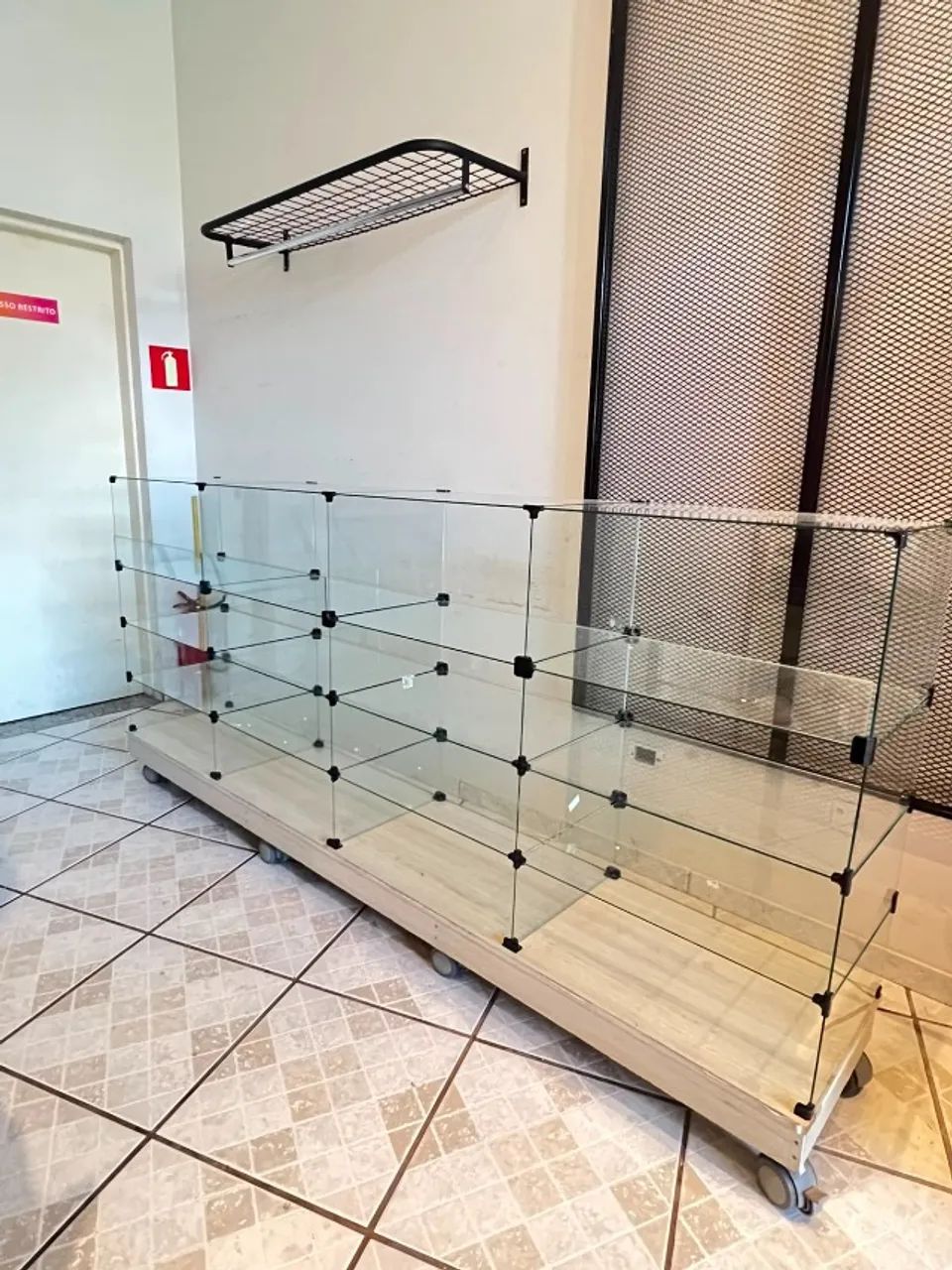 Balcão de Vidro - Foto 2