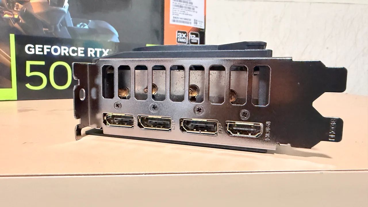 Rtx 5070 - Foto 2