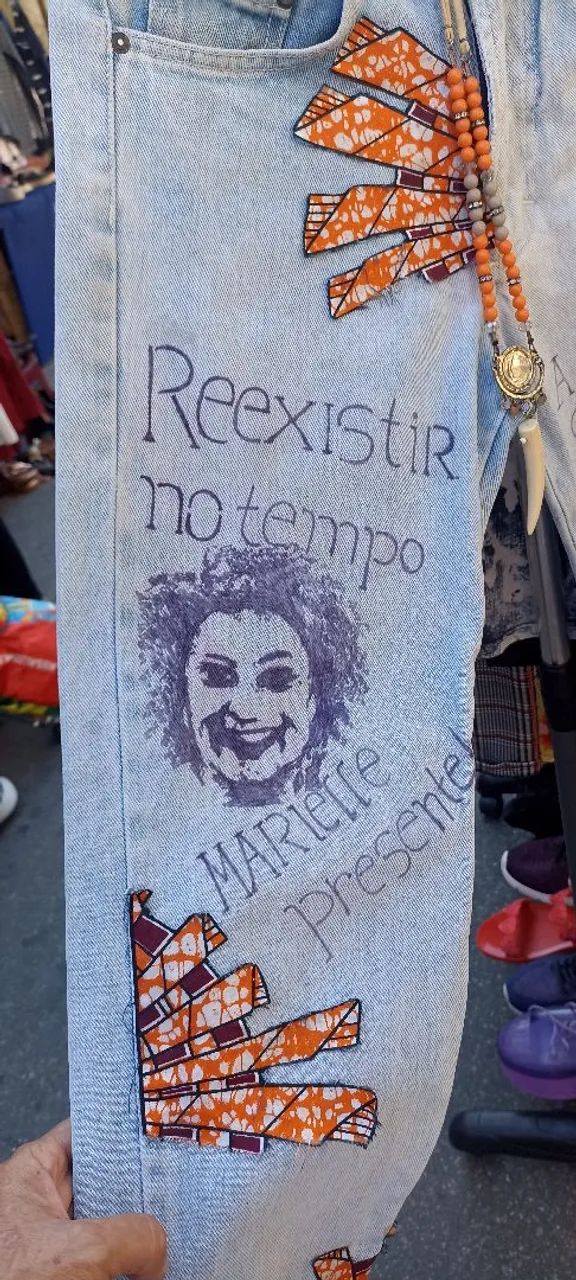 calça jeans aldeia dos ventos. - Foto 3