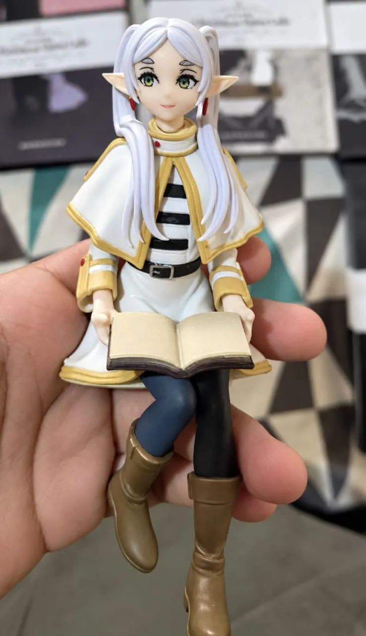 Figure Frieren