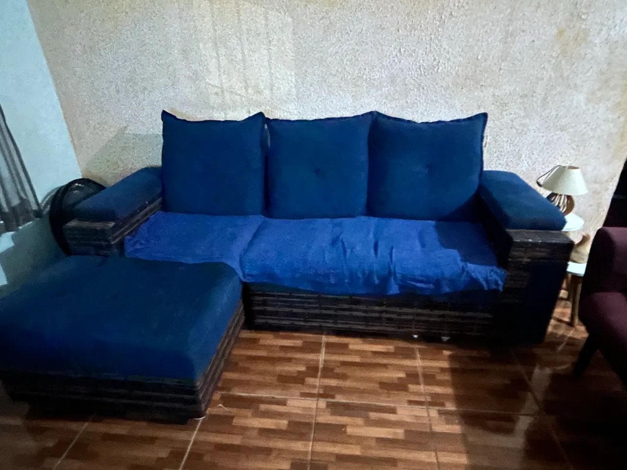 Sofá a venda 65115876128386120