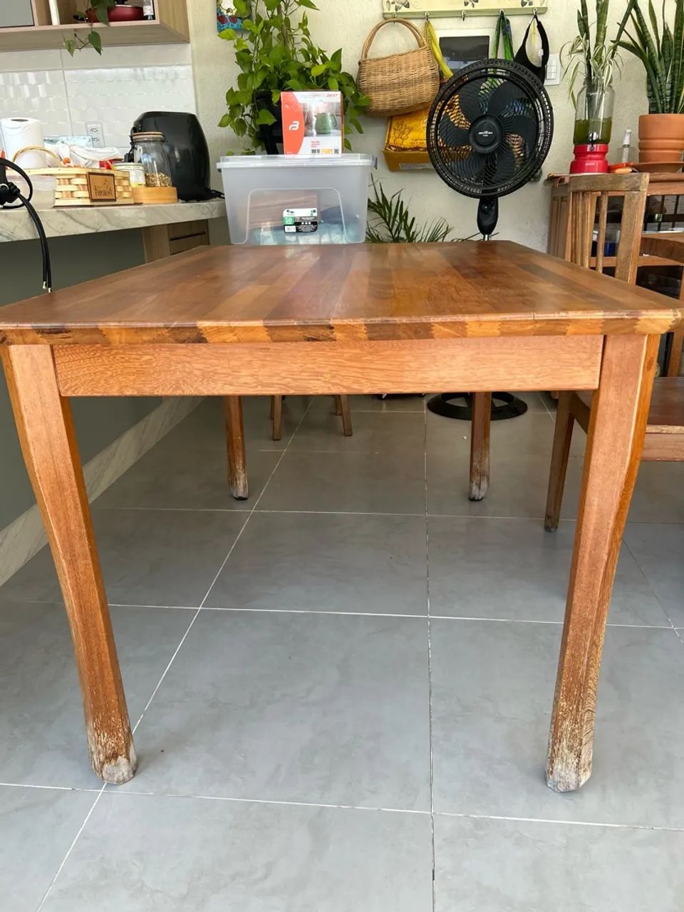Mesa de jantar de madeira maciça  - Foto 5