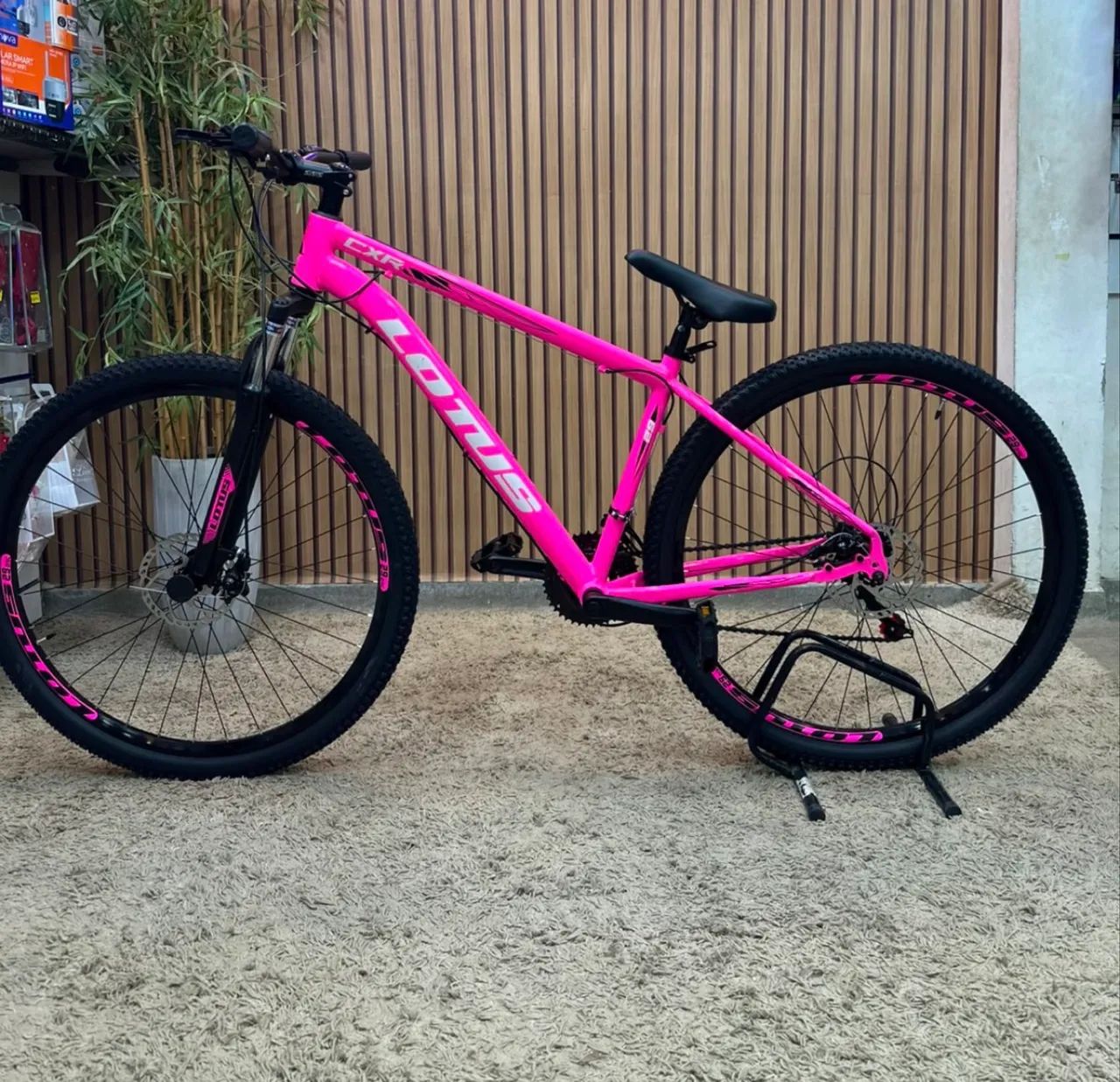 BICICLETA ARO 29 LÓTUS NA COR ROSA ? *44