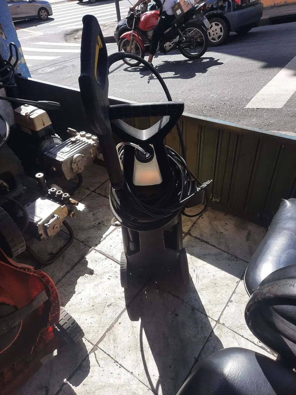 Lavadora de alta pressão Karcher  3.98 - Foto 3