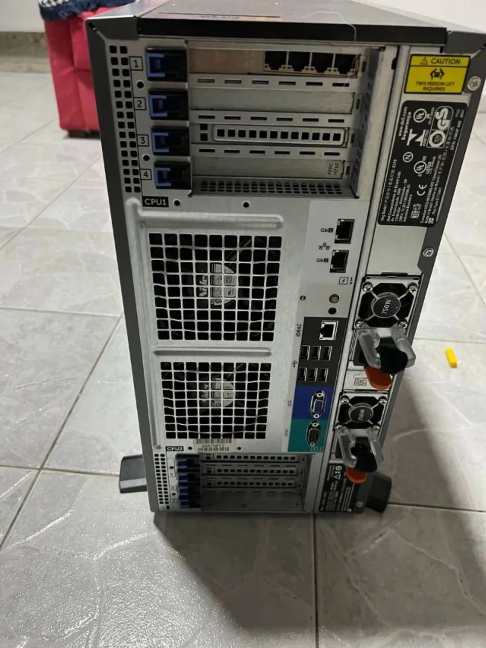 Dell PowerEdge T620 - Foto 2